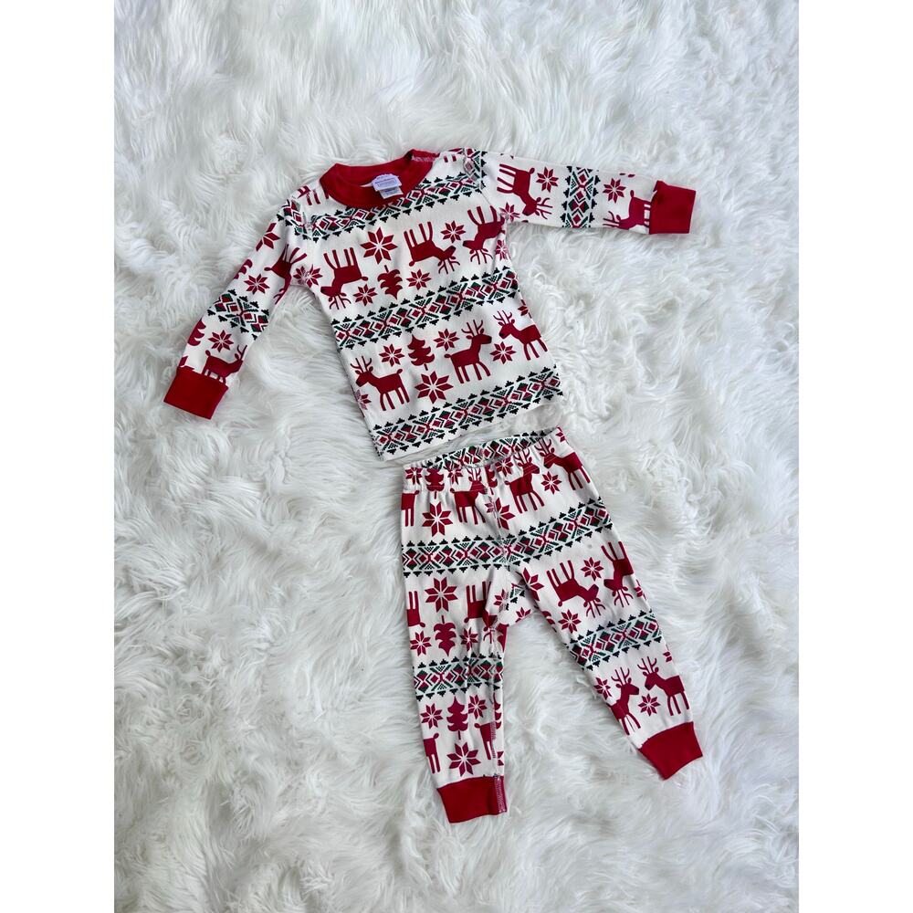 Hanna Andersson Red and White Reindeer Pajama Set - 2 T
